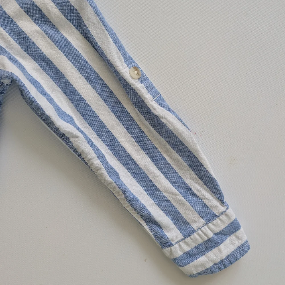 Old Navy charming button
